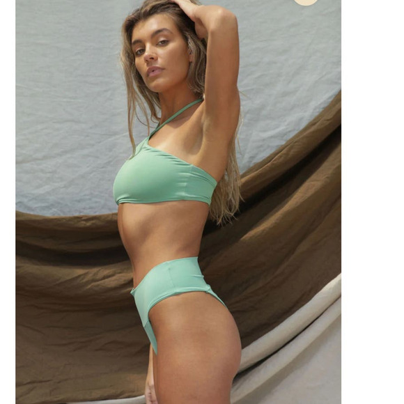 NWT Toast Swim Signature Apex Bikini Top Blue Surf, size XS, Asymmetrical Halter - Picture 9 of 15